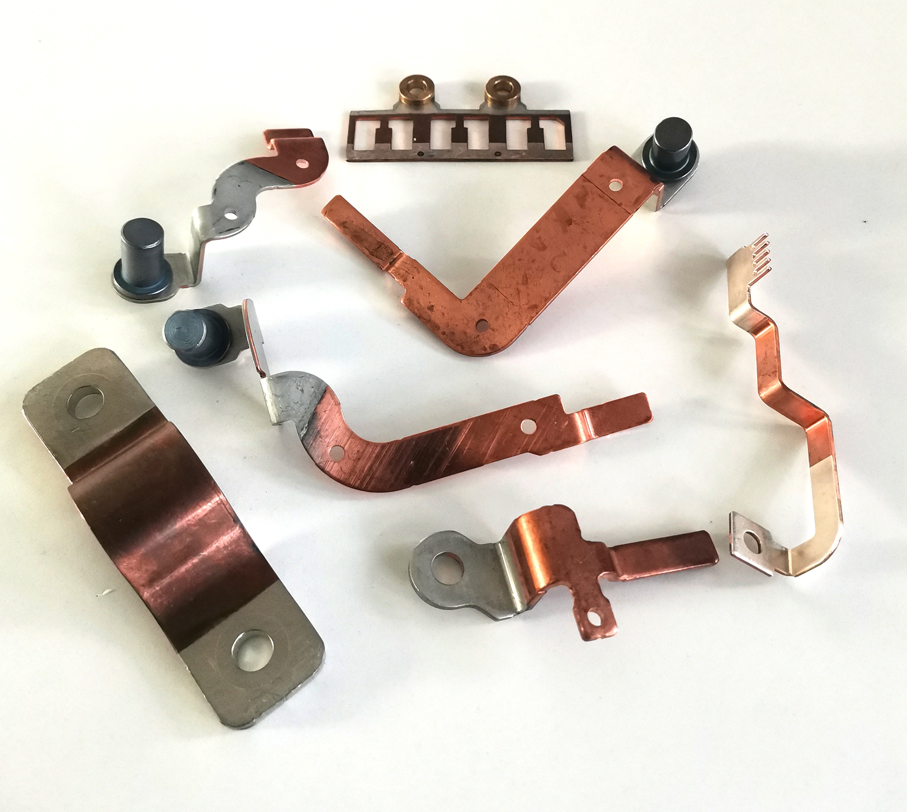 BUSBARS AND CONNECTIONS